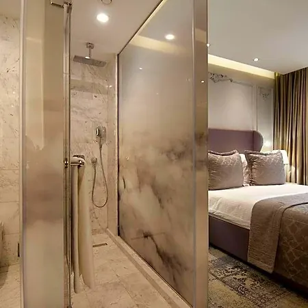 Tk Taxim Bosphorus Szálloda 4*
